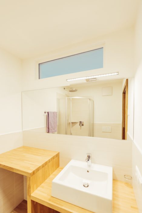 Bad - Ferienwohnung Pension Stern - Aldein