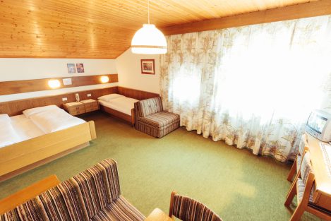 Zimmer in der Pension Stern in Aldein