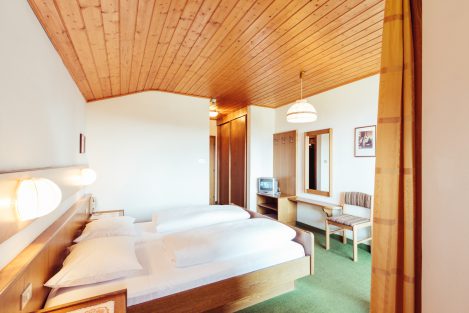 Zimmer in der Pension Stern in Aldein